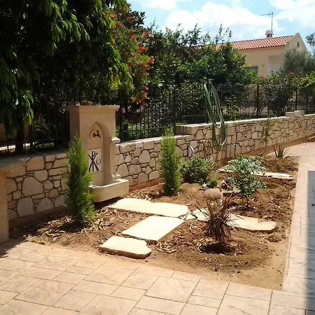Father'S House In Kissamos Korfalonas Exterior photo