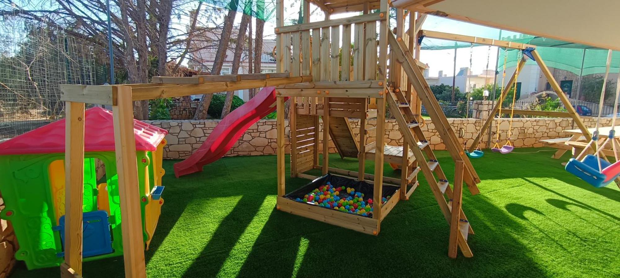 Father's House In Kissamos Appartement