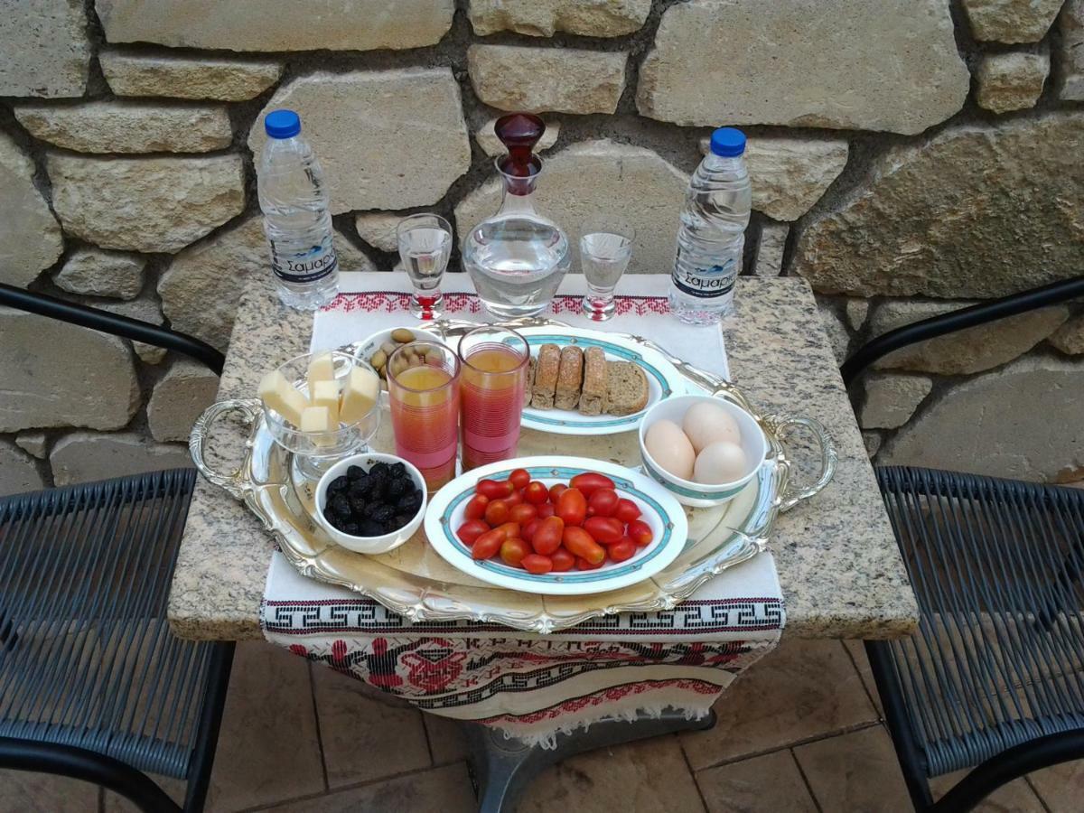 Father's House In Kissamos Appartement Korfalonas
